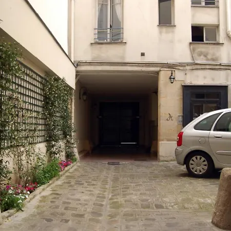 Modern In Saint-germain - 3 Persons * Párizs