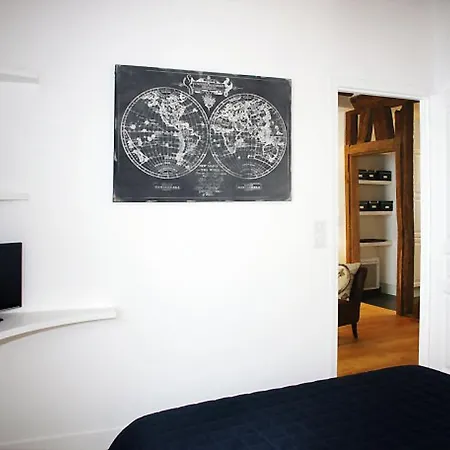Modern In Saint-germain - 3 Persons شقة
